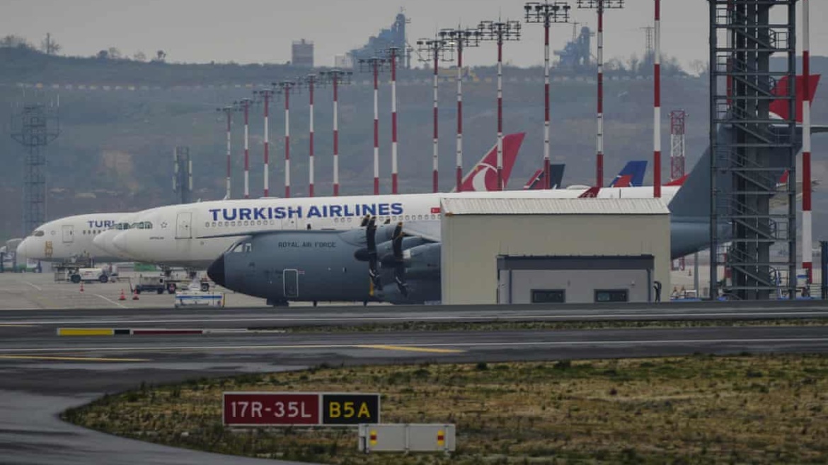 Turkish PPE finally arrives at Istanbul airport en route to UK